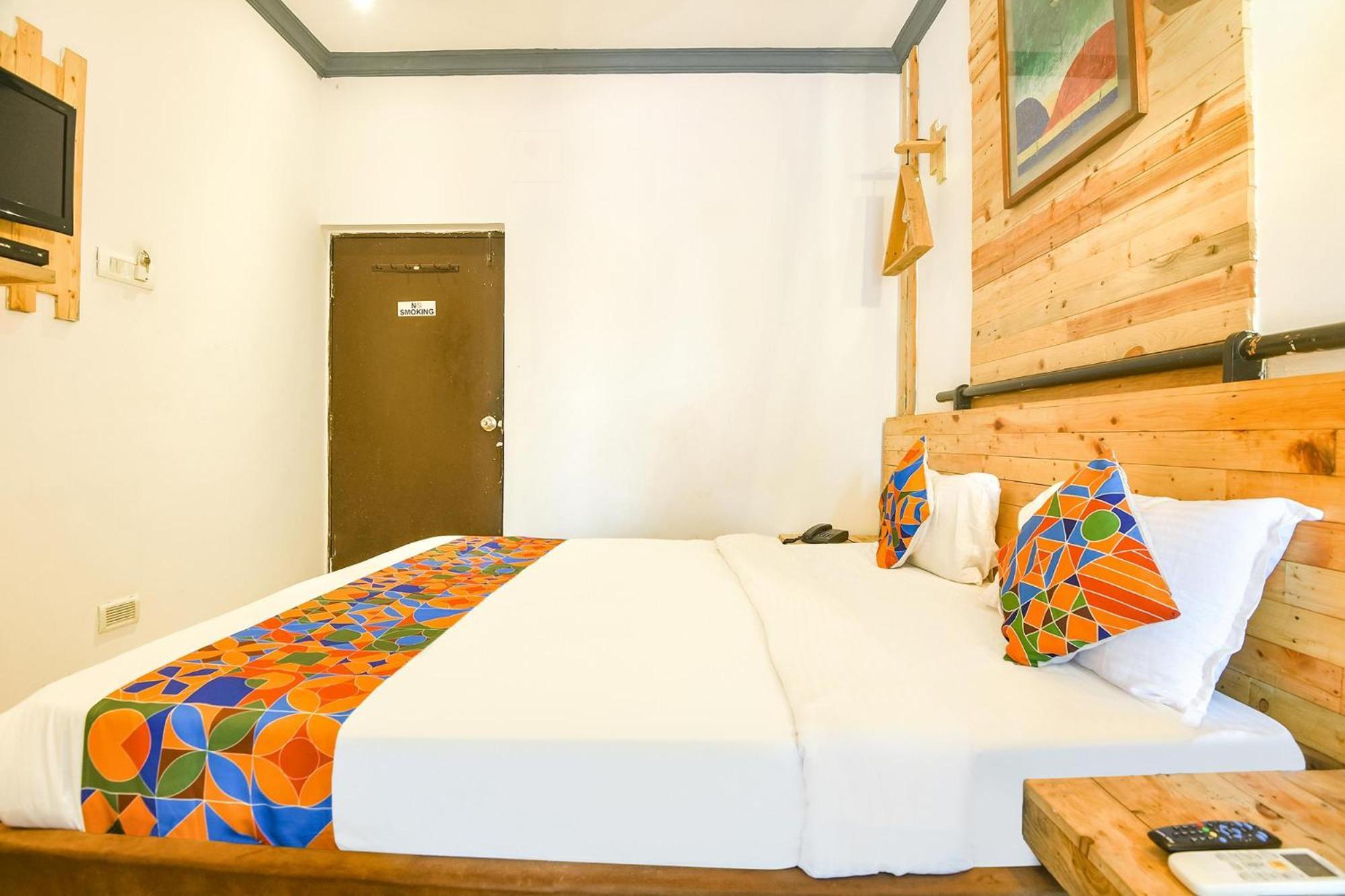 Fabexpress Neo Calangute Beach Resort Eksteriør billede