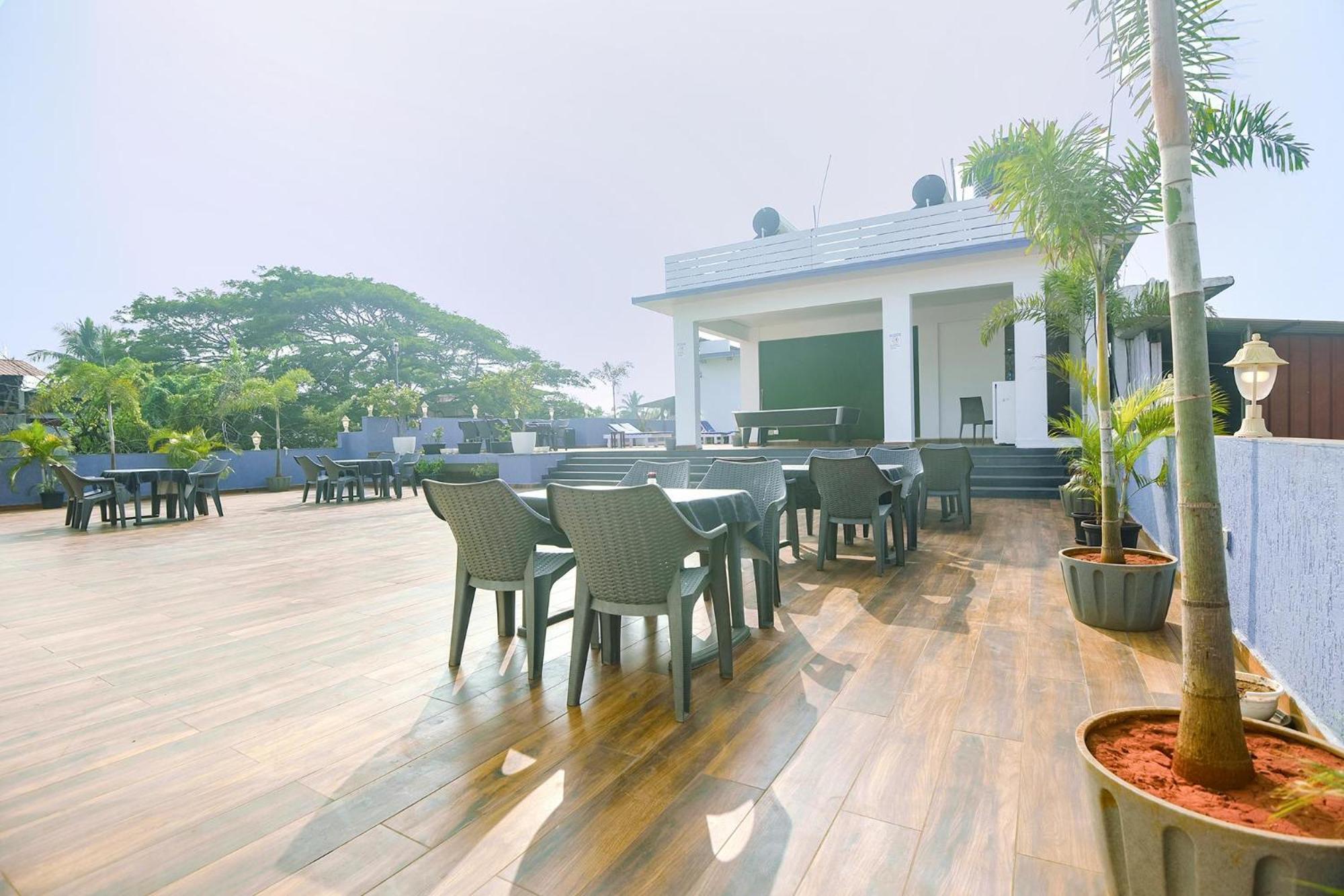 Fabexpress Neo Calangute Beach Resort Eksteriør billede
